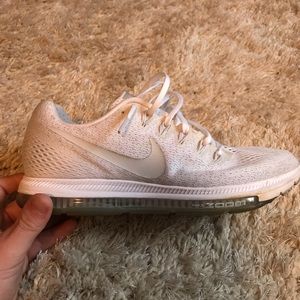 Nike Zoom All Out SIZE 9.5